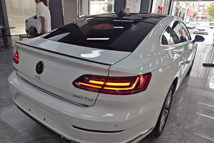 Used Volkswagen FAW-Volkswagen CC 2021 380TSI Striking Edition Rear Right 45 Deg