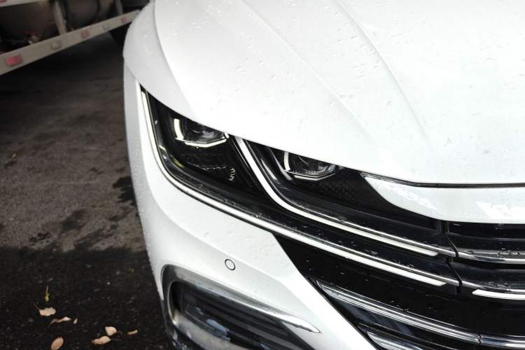 Used Volkswagen FAW-Volkswagen CC 2021 Estate Car 380TSI Vizion Edition Right Front Headlight