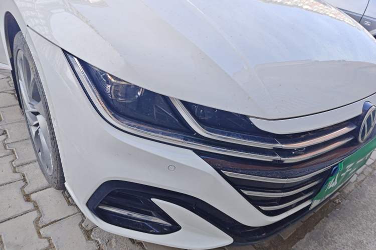 Used Volkswagen FAW-Volkswagen CC 2021 380TSI Striking Edition Right Front Headlight