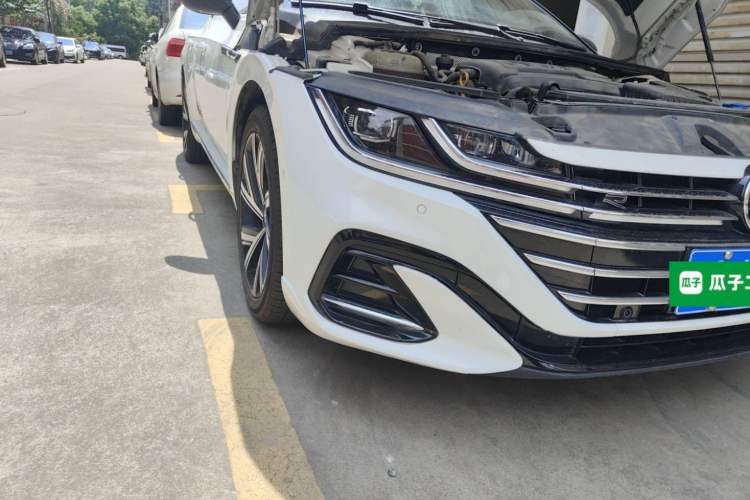Used Volkswagen FAW-Volkswagen CC 2021 380TSI Striking Edition Right Front Headlight