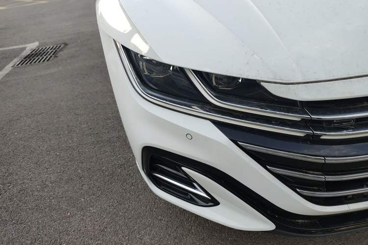 Used Volkswagen FAW-Volkswagen CC 2021 380TSI Striking Edition Right Front Headlight