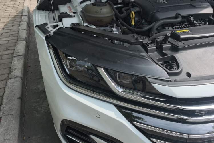 Used Volkswagen FAW-Volkswagen CC 2021 380TSI Striking Edition Right Front Headlight