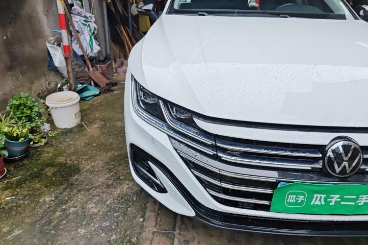Used Volkswagen FAW-Volkswagen CC 2021 380TSI Striking Edition Right Front Headlight