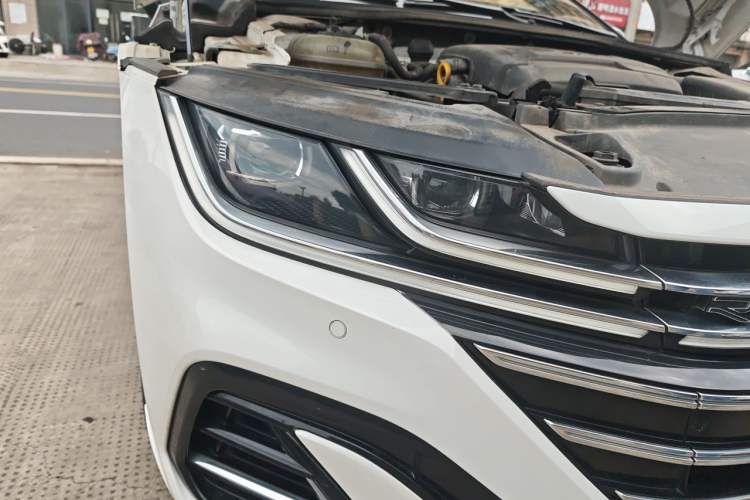 Used Volkswagen FAW-Volkswagen CC 2021 380TSI Striking Edition Right Front Headlight