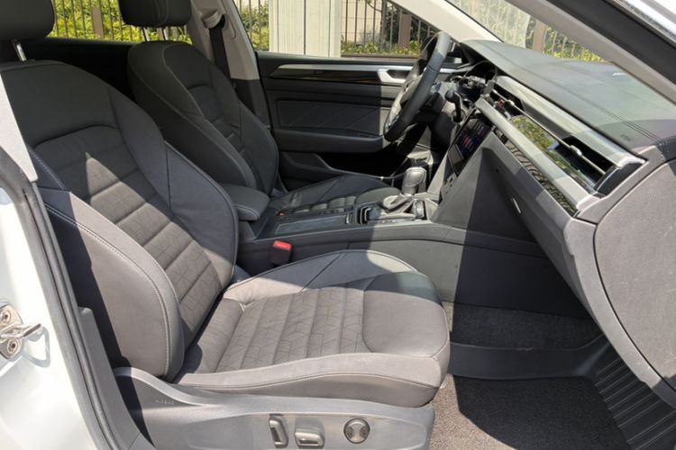 Used Volkswagen FAW-Volkswagen CC 2021 380TSI Striking Edition Right Front Seat