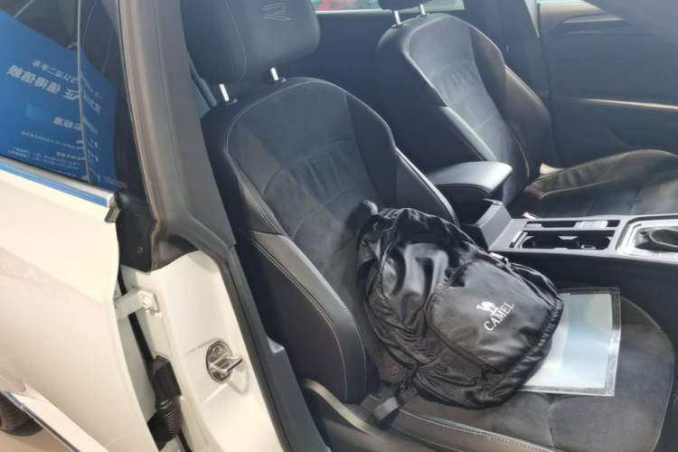 Used Volkswagen FAW-Volkswagen CC 2021 330TSI Ignite Edition Right Front Seat