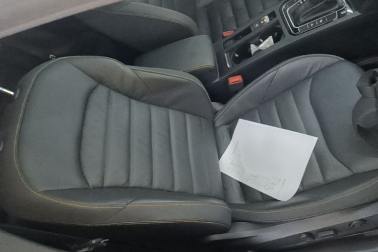 Used Volkswagen FAW-Volkswagen CC 2021 380TSI Striking Edition Right Front Seat