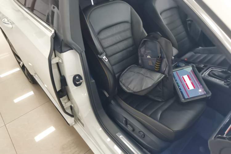 Used Volkswagen FAW-Volkswagen CC 2021 380TSI Striking Edition Right Front Seat