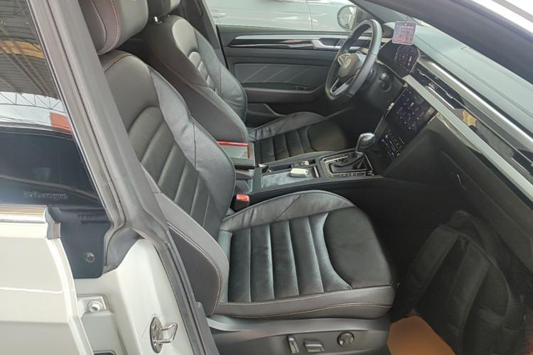 Used Volkswagen FAW-Volkswagen CC 2021 380TSI Striking Edition Right Front Seat