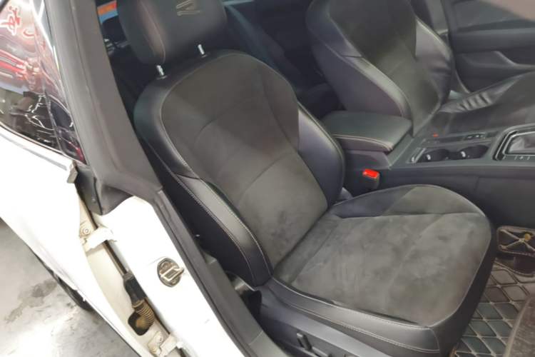 Used Volkswagen FAW-Volkswagen CC 2021 330TSI Ignite Edition Right Front Seat