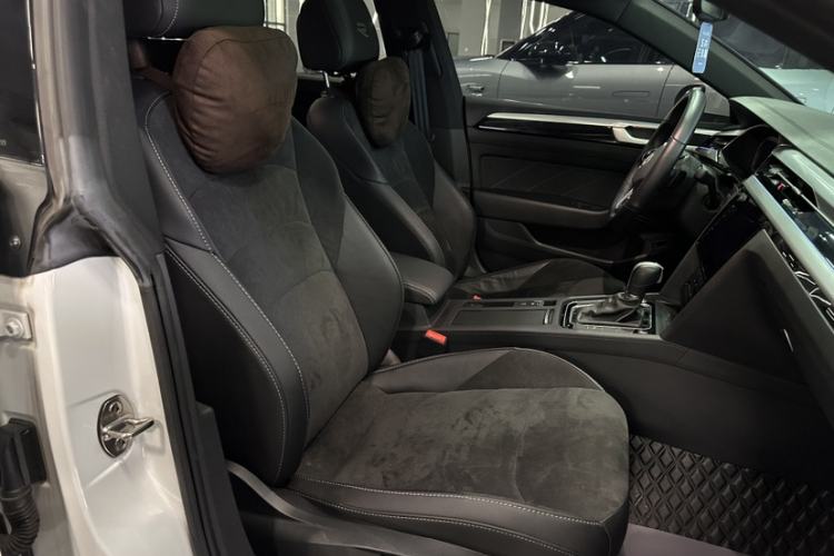 Used Volkswagen FAW-Volkswagen CC 2021 330TSI Ignite Edition Right Front Seat