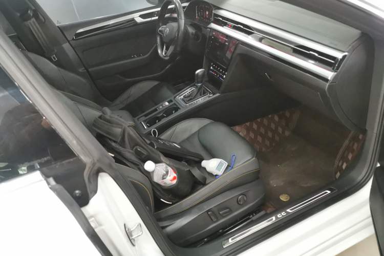 Used Volkswagen FAW-Volkswagen CC 2021 380TSI Striking Edition Right Front Seat