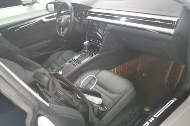 Used Volkswagen FAW-Volkswagen CC 2021 380TSI Striking Edition Right Front Seat
