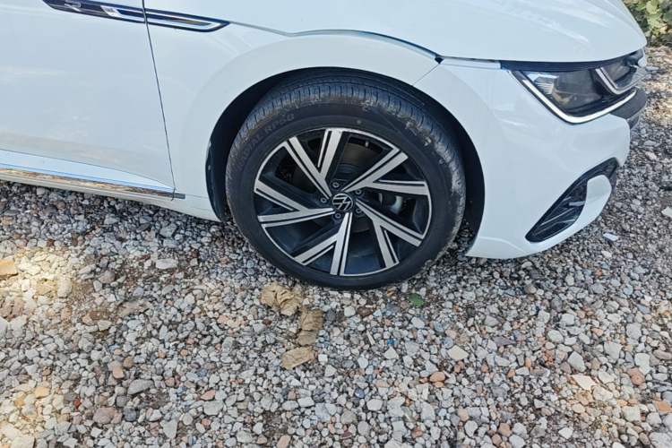 Used Volkswagen FAW-Volkswagen CC 2021 330TSI Ignite Edition Right Front Wheel Hub