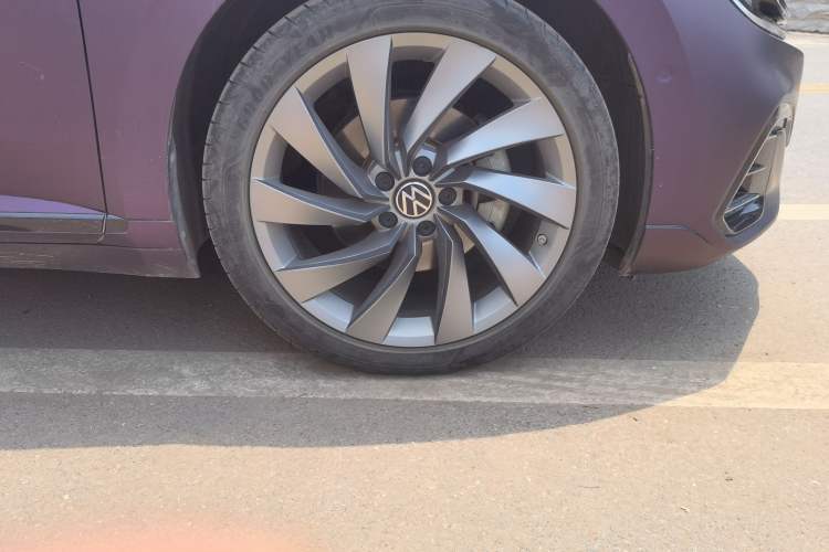 Used Volkswagen FAW-Volkswagen CC 2021 380TSI Brilliant Edition Right Front Wheel Hub
