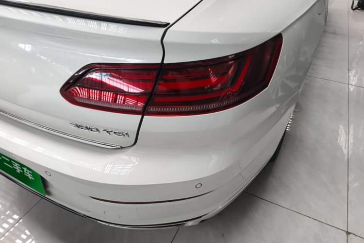 Used Volkswagen FAW-Volkswagen CC 2021 380TSI Striking Edition Right Rear Taillight
