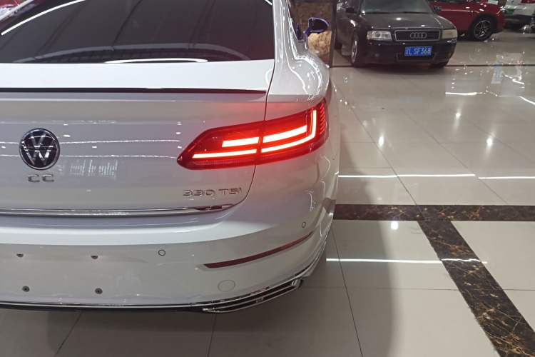 Used Volkswagen FAW-Volkswagen CC 2021 330TSI Ignite Edition Right Rear Taillight