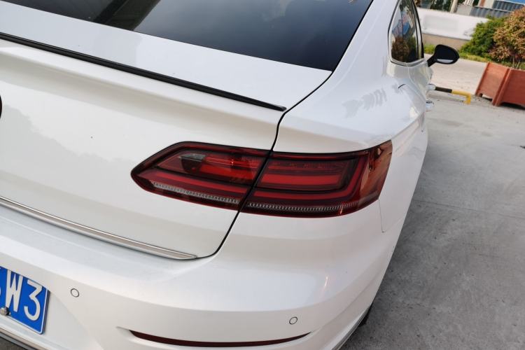 Used Volkswagen FAW-Volkswagen CC 2021 380TSI Striking Edition Right Rear Taillight
