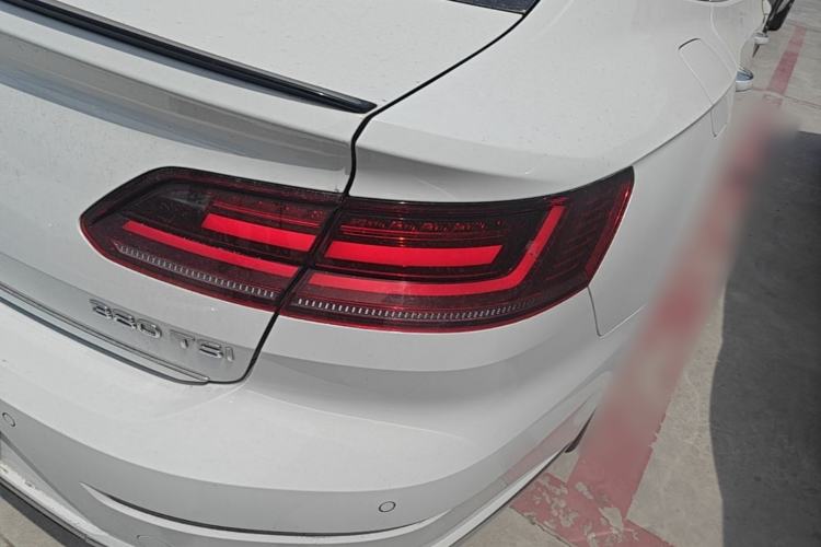 Used Volkswagen FAW-Volkswagen CC 2021 380TSI Striking Edition Right Rear Taillight