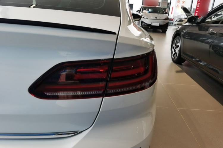 Used Volkswagen FAW-Volkswagen CC 2021 330TSI Ignite Edition Right Rear Taillight