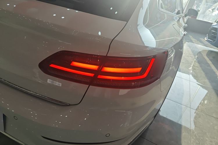 Used Volkswagen FAW-Volkswagen CC 2021 Estate Car 380TSI Vizion Edition Right Rear Taillight