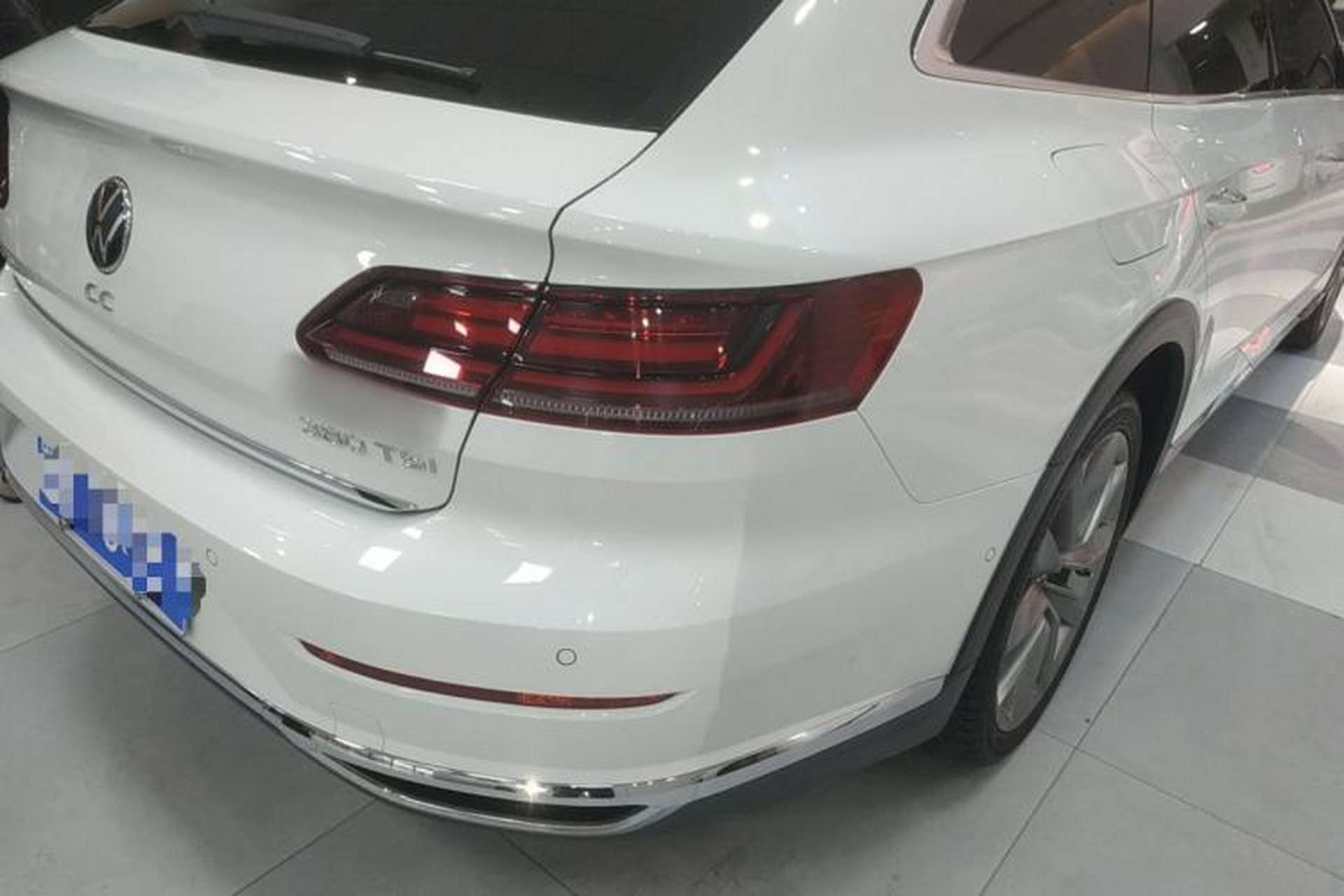 Used Volkswagen FAW-Volkswagen CC 2021 Estate Car 380TSI Vizion Edition Right Rear Taillight