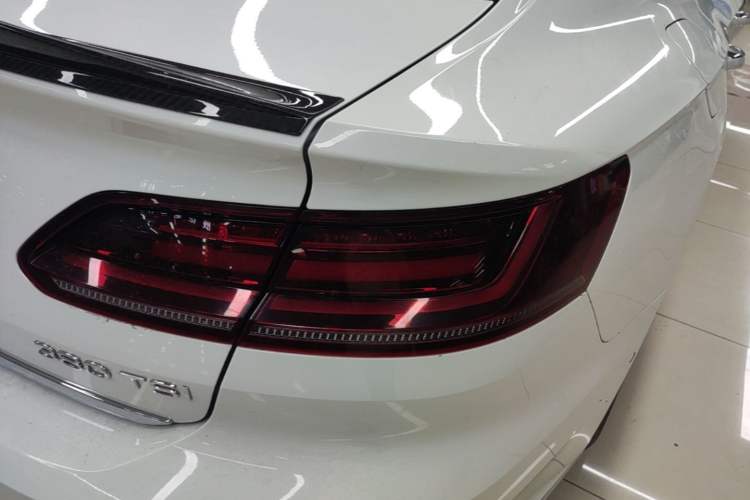Used Volkswagen FAW-Volkswagen CC 2021 380TSI Striking Edition Right Rear Taillight