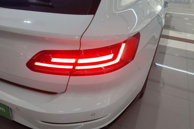 Used Volkswagen FAW-Volkswagen CC 2021 Estate Car 330TSI Hunter Vision Edition Right Rear Taillight