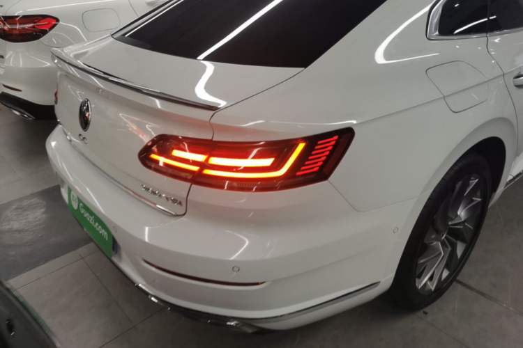Used Volkswagen FAW-Volkswagen CC 2021 380TSI Striking Edition Right Rear Taillight
