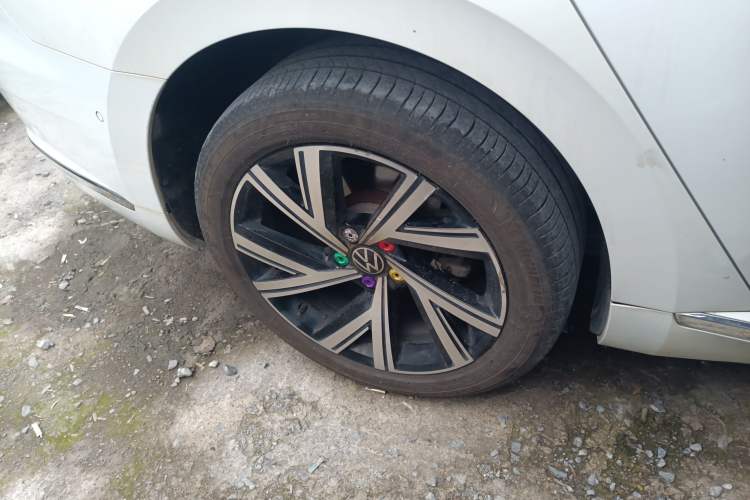 Used Volkswagen FAW-Volkswagen CC 2021 380TSI Striking Edition Right Rear Wheel Hub