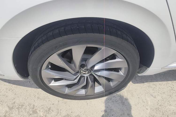 Used Volkswagen FAW-Volkswagen CC 2021 380TSI Striking Edition Right Rear Wheel Hub