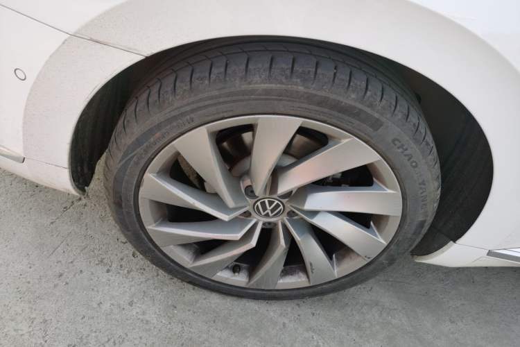 Used Volkswagen FAW-Volkswagen CC 2021 380TSI Striking Edition Right Rear Wheel Hub