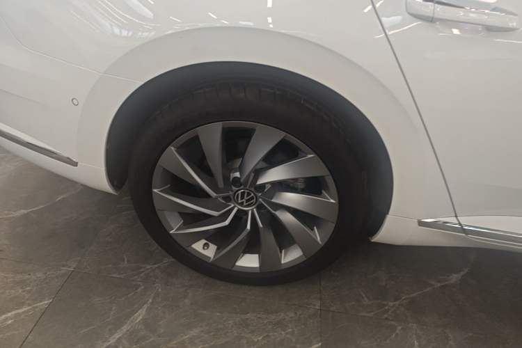 Used Volkswagen FAW-Volkswagen CC 2021 380TSI Striking Edition Right Rear Wheel Hub