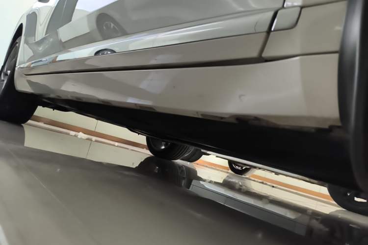 Used Volkswagen FAW-Volkswagen CC 2021 380TSI Striking Edition Right Side Sill
