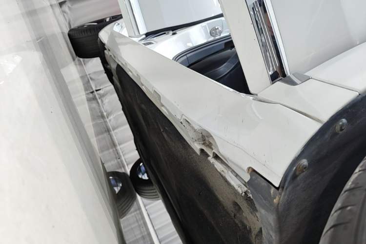 Used Volkswagen FAW-Volkswagen CC 2021 380TSI Striking Edition Right Side Sill