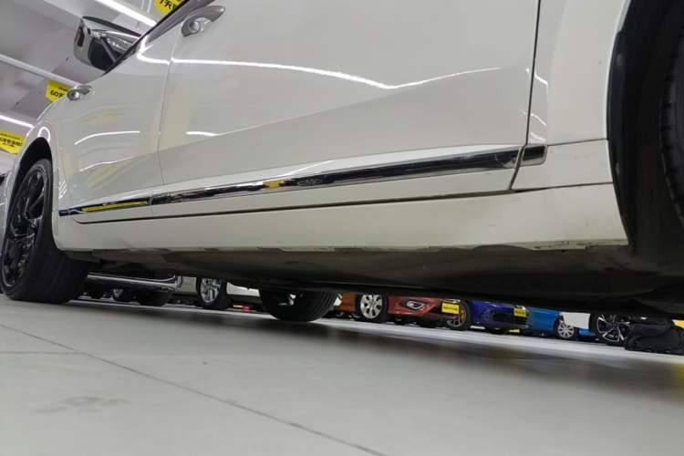 Used Volkswagen FAW-Volkswagen CC 2021 380TSI Striking Edition Right Side Sill