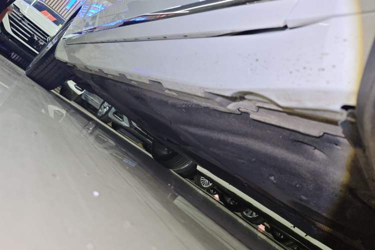 Used Volkswagen FAW-Volkswagen CC 2021 380TSI Striking Edition Right Side Sill