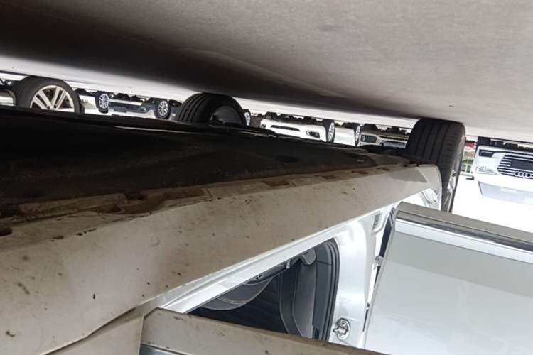 Used Volkswagen FAW-Volkswagen CC 2021 380TSI Striking Edition Right Side Sill