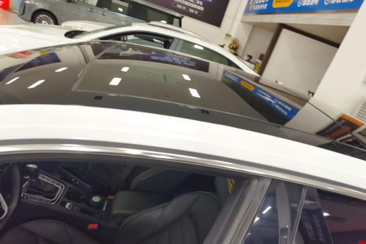 Used Volkswagen FAW-Volkswagen CC 2021 380TSI Striking Edition Roof