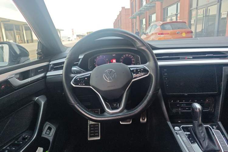 Used Volkswagen FAW-Volkswagen CC 2021 330TSI Ignite Edition Steering Wheel