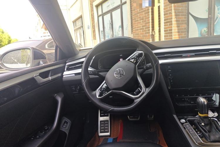 Used Volkswagen FAW-Volkswagen CC 2021 380TSI Striking Edition 30th Anniversary Model Steering Wheel