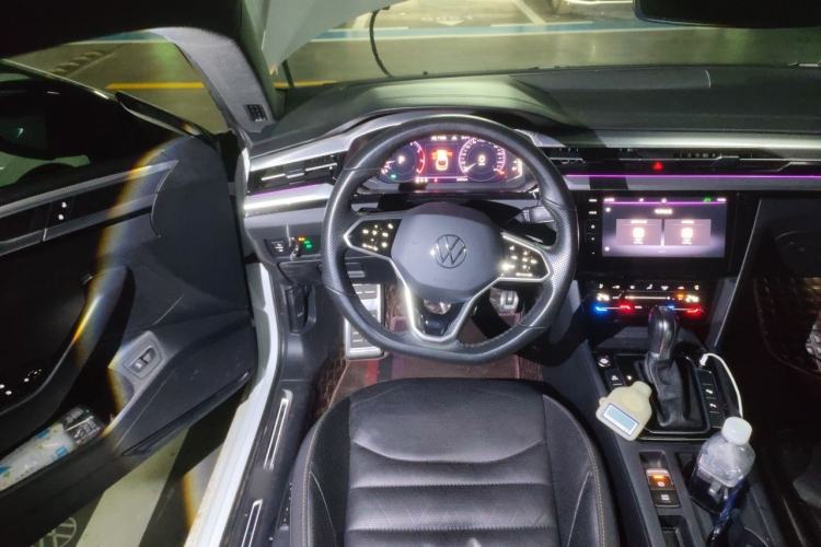 Used Volkswagen FAW-Volkswagen CC 2021 380TSI Striking Edition 30th Anniversary Model Steering Wheel
