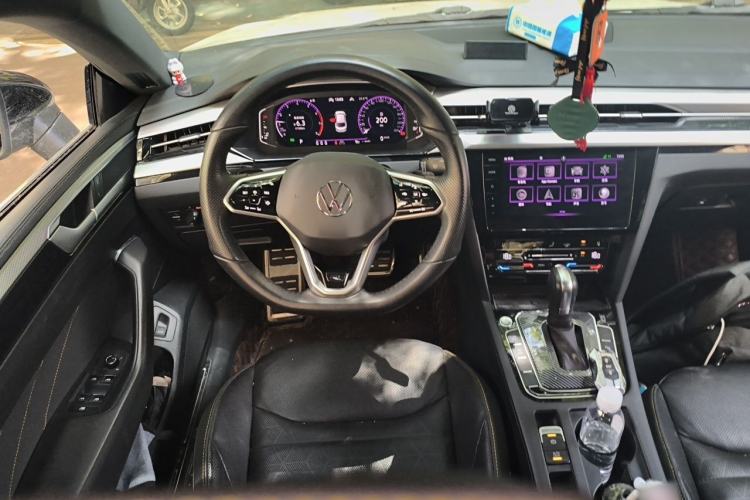 Used Volkswagen FAW-Volkswagen CC 2021 380TSI Striking Edition 30th Anniversary Model Steering Wheel