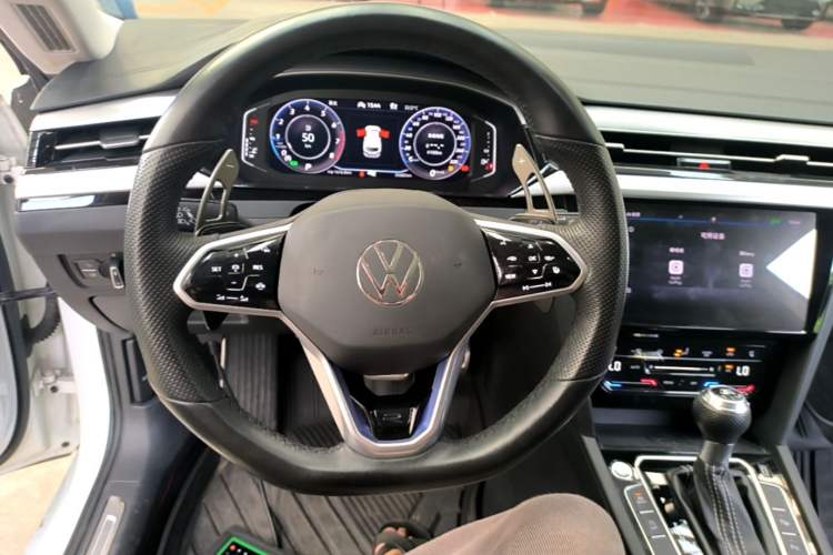 Used Volkswagen FAW-Volkswagen CC 2021 Estate Car 380TSI Vizion Edition Steering Wheel