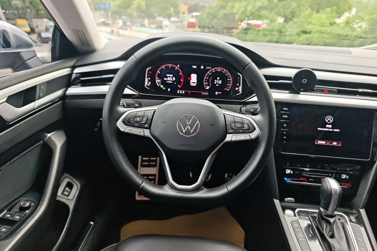Used Volkswagen FAW-Volkswagen CC 2021 Estate Car 380TSI Vizion Edition Steering Wheel