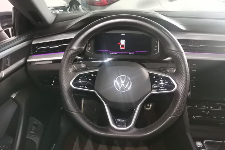 Used Volkswagen FAW-Volkswagen CC 2021 330TSI Ignite Edition Steering Wheel