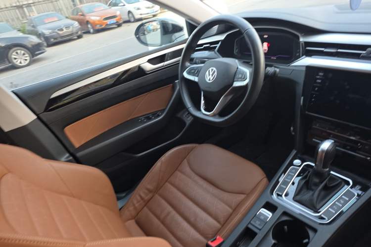 Used Volkswagen FAW-Volkswagen CC 2021 Estate Car 380TSI Vizion Edition Steering Wheel