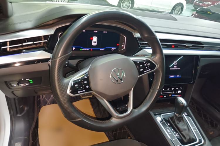 Used Volkswagen FAW-Volkswagen CC 2021 330TSI Ignite Edition Steering Wheel