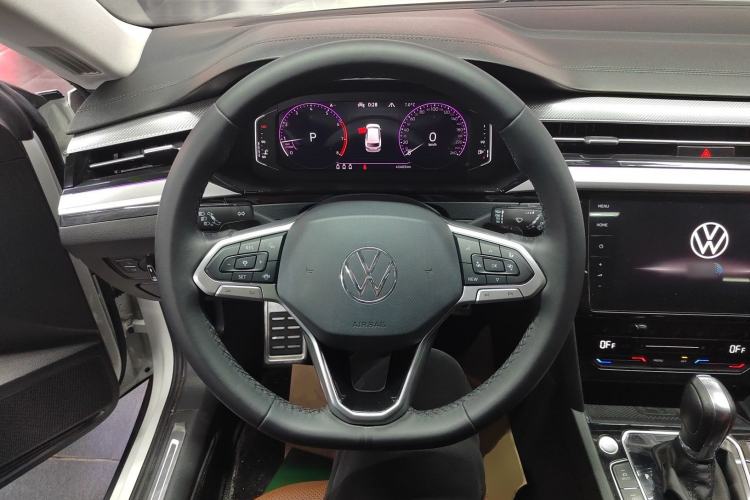 Used Volkswagen FAW-Volkswagen CC 2021 Estate Car 380TSI Vizion Edition Steering Wheel