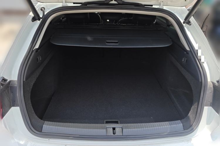 Used Volkswagen FAW-Volkswagen CC 2021 Estate Car 330TSI Hunter Vision Edition Trunk